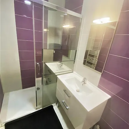 Hotel V2 - Chambre - 5 Minutes Du Luxembourg Villerupt