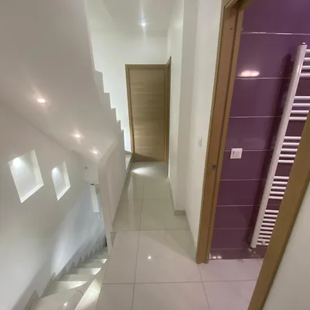 V2 - Chambre - 5 Minutes Du Luxembourg Hotel Villerupt