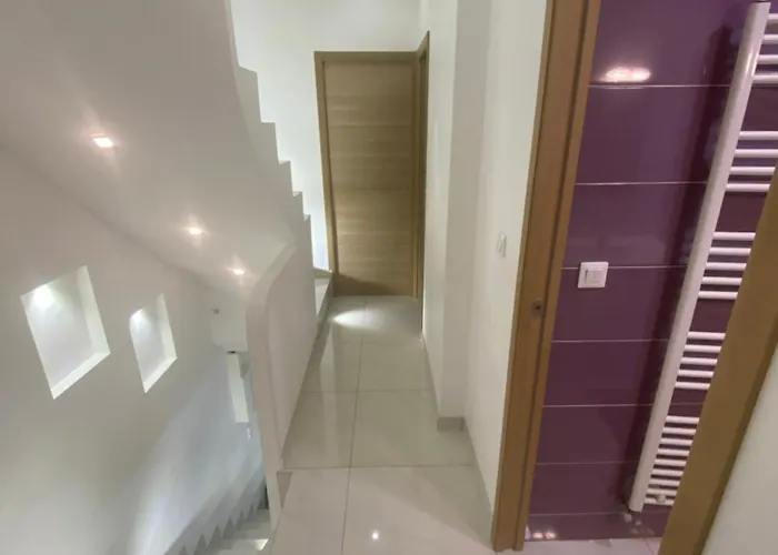 V2 - Chambre - 5 Minutes Du Luxembourg Hotel Villerupt